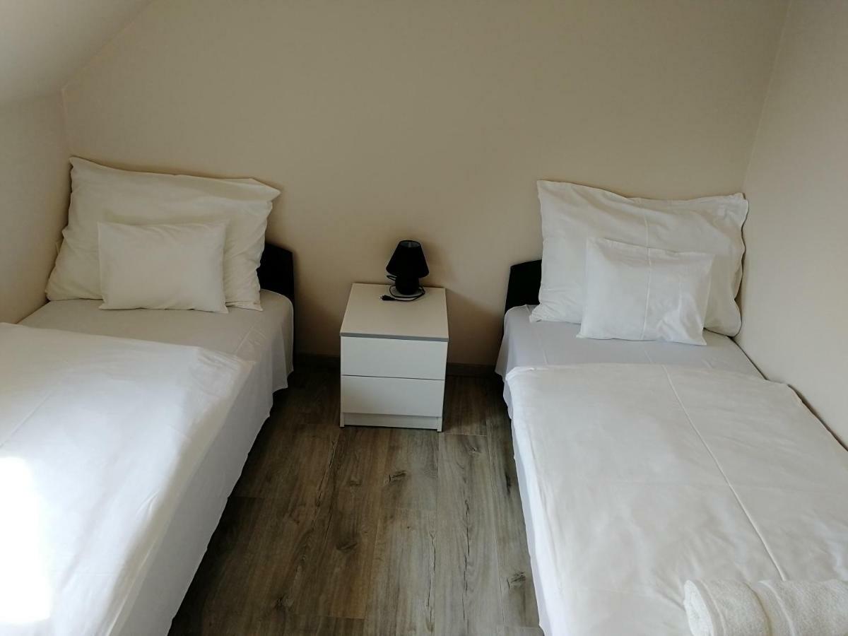 Ovar Apartman Mosonmagyarovar Bagian luar foto