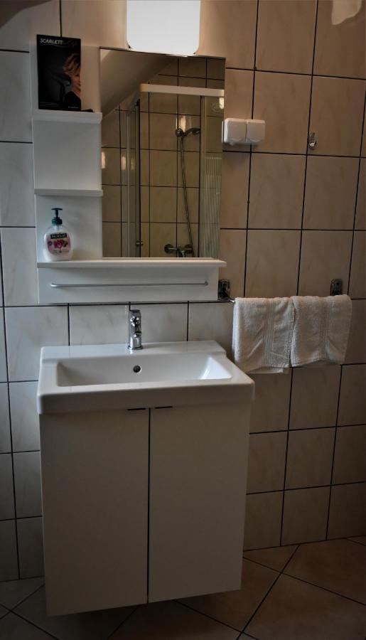 Ovar Apartman Mosonmagyarovar Bagian luar foto
