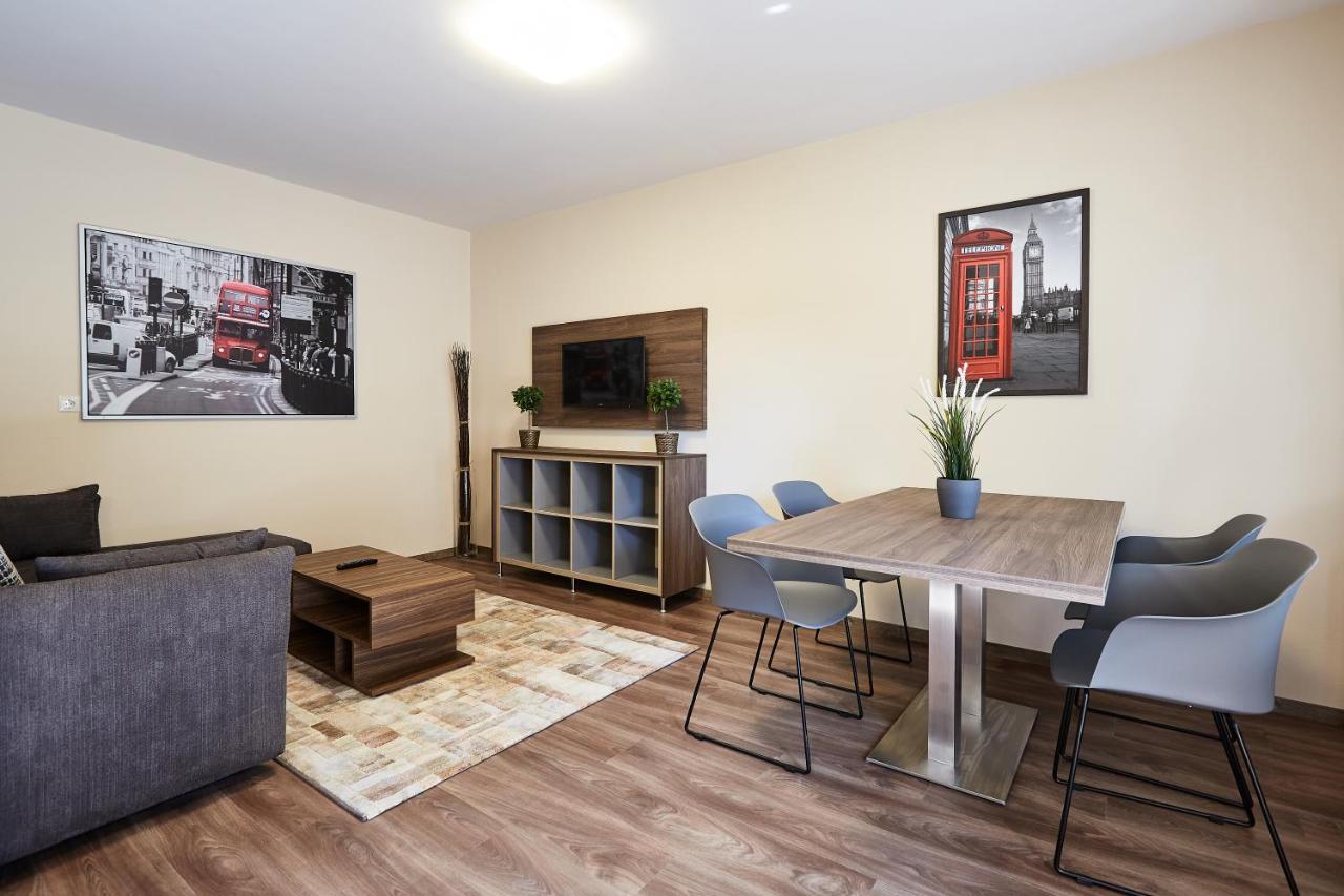 Ovar Apartman Mosonmagyarovar Bagian luar foto