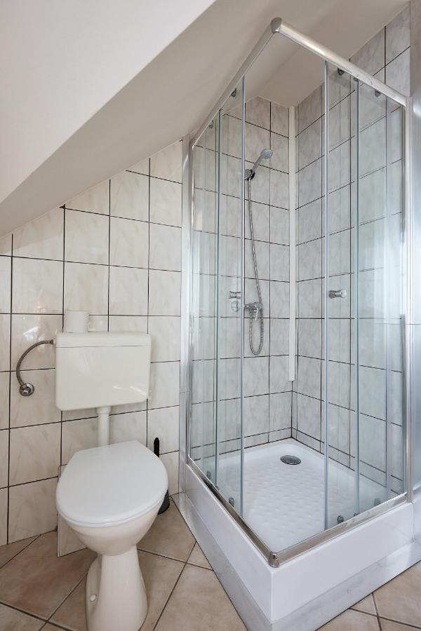 Ovar Apartman Mosonmagyarovar Bagian luar foto