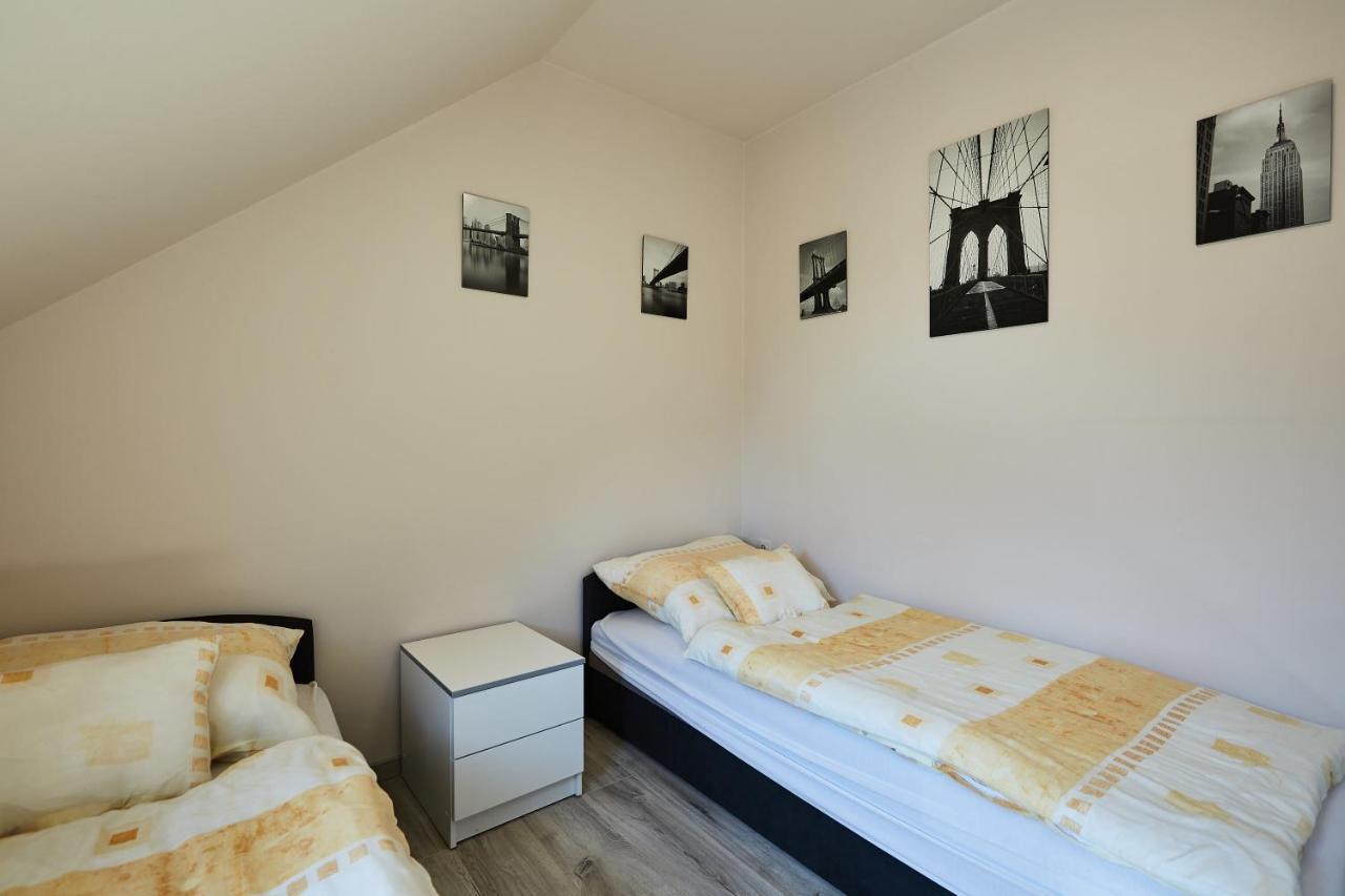 Ovar Apartman Mosonmagyarovar Bagian luar foto